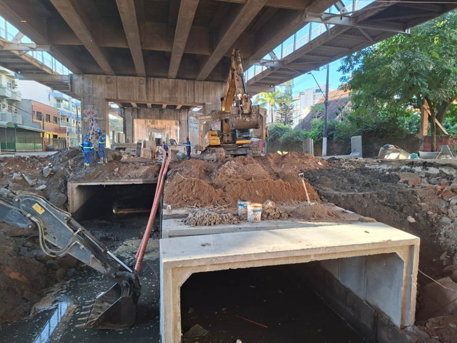 Macrodrenagem do Canal da Costa avança a cada dia em Vila Velha, com recursos do Fundo Cidades