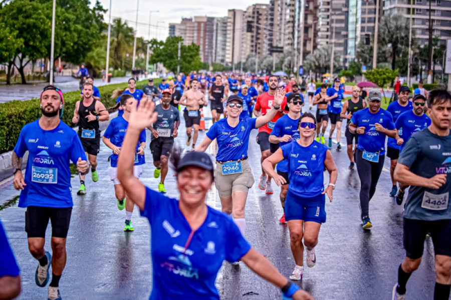 Maratona de Vitória esgota inscrições nas provas de 21 km e 42 km e bate recorde de participantes