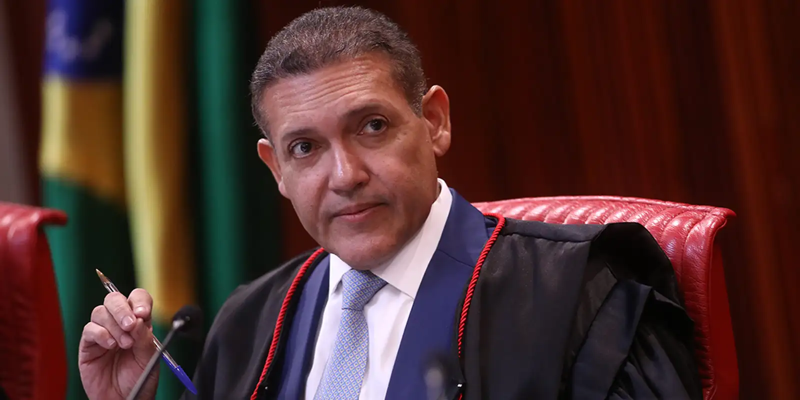 TSE terá outra reunião com embaixadores para explicar urna eletrônica